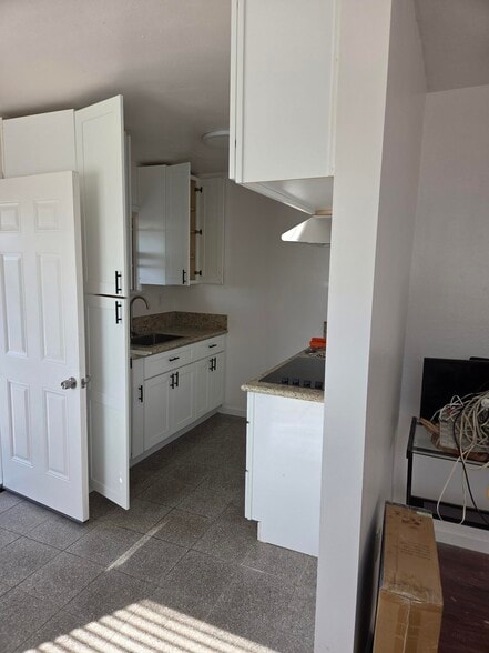 Building Photo - 4008 Rockwood St