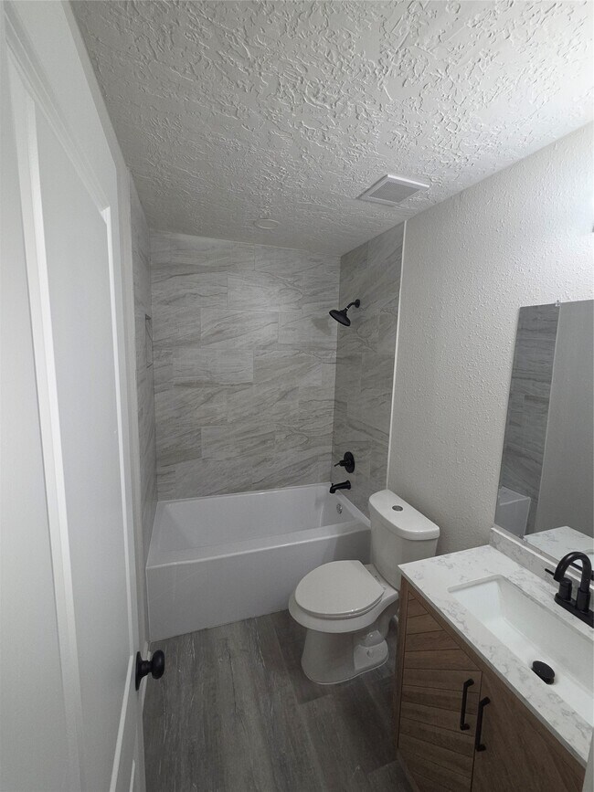 Building Photo - 4931 Cosby St