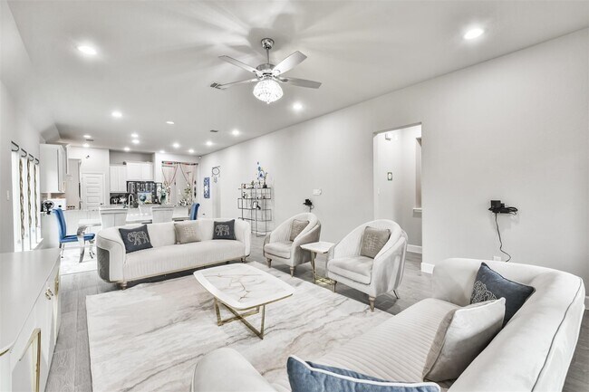 Building Photo - 15018 Concho River Wy