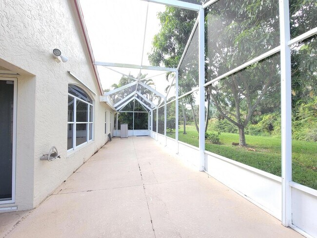 Building Photo - 3041 Casa Rio Ct