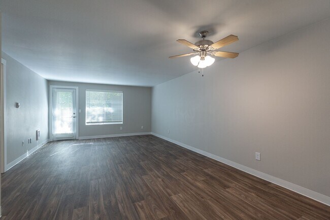 Building Photo - 3 Bedroom with a Forest View! $1000 Off First Full Month!