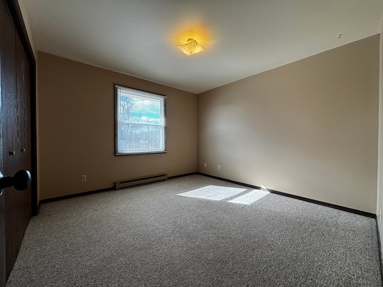 Bedroom 2 - 3205 Seymour Rd