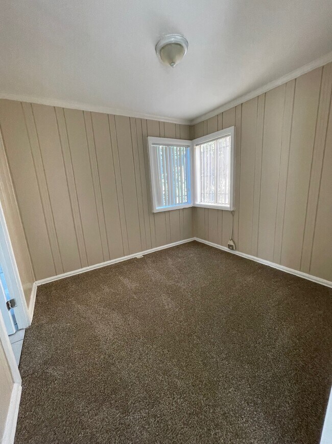 Building Photo - 4972 El Cajon Blvd