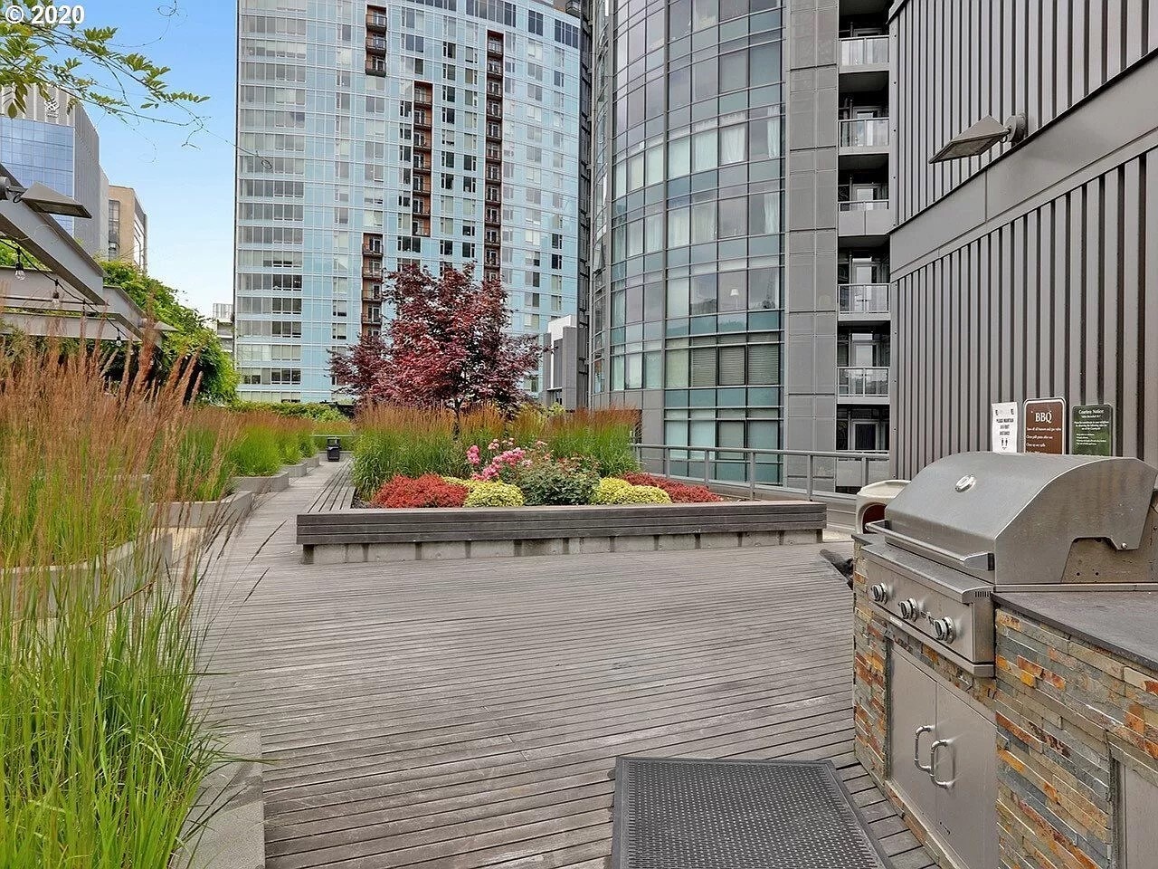 Terrace - 3601 S River Pkwy