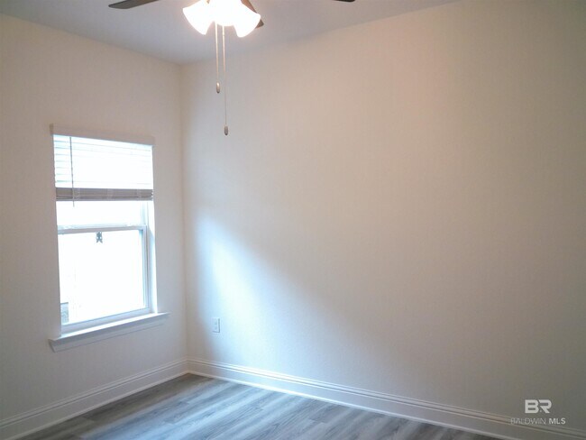 Building Photo - 263 Tillage St