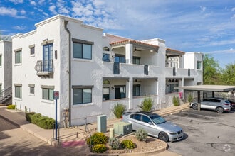 Building Photo - Cortland Las Casas
