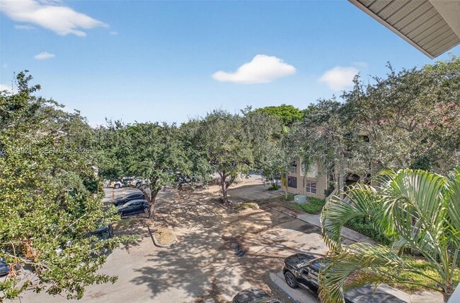 Building Photo - 1745 Palm Cove Blvd