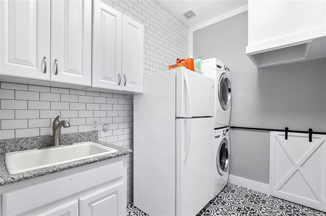 Building Photo - 2533 Windsor Castle Way