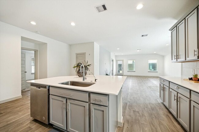 Building Photo - 8115 Brahman Ln