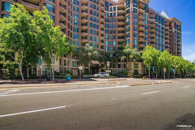 Building Photo - 500 W Harbor Dr