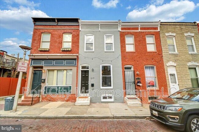 Primary Photo - 217 N Belnord Ave