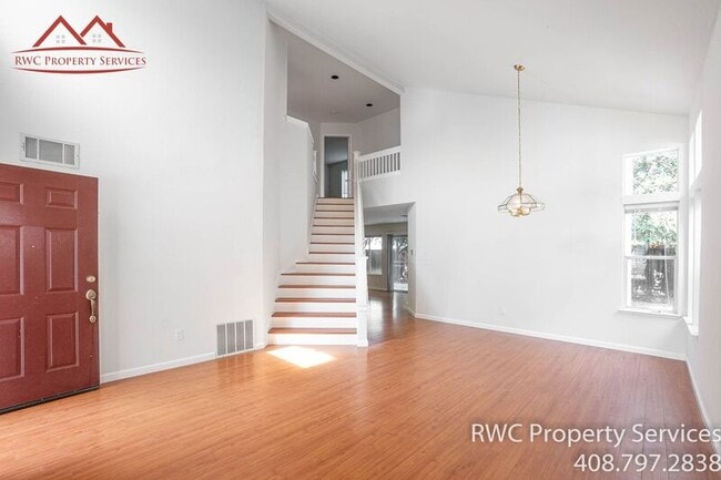 Building Photo - 1459 Chavez Way