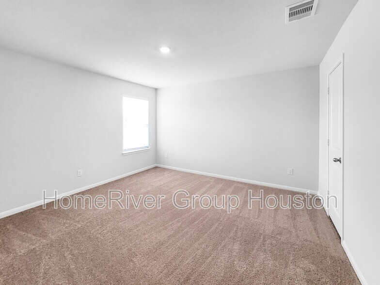 Building Photo - 2502 Green Jasper Dr