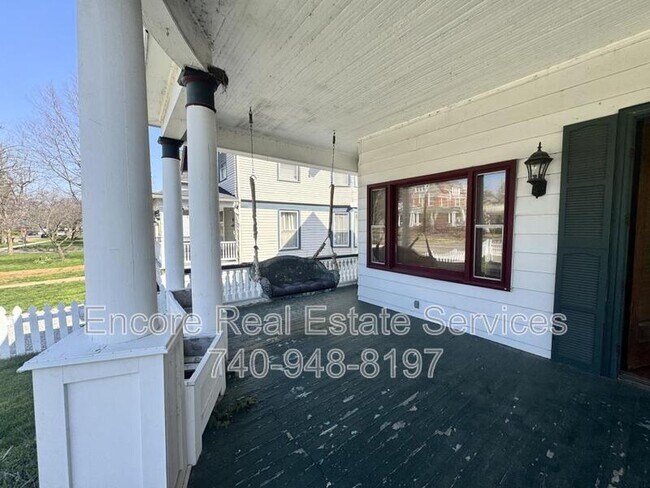 Building Photo - 486 Hudson Ave