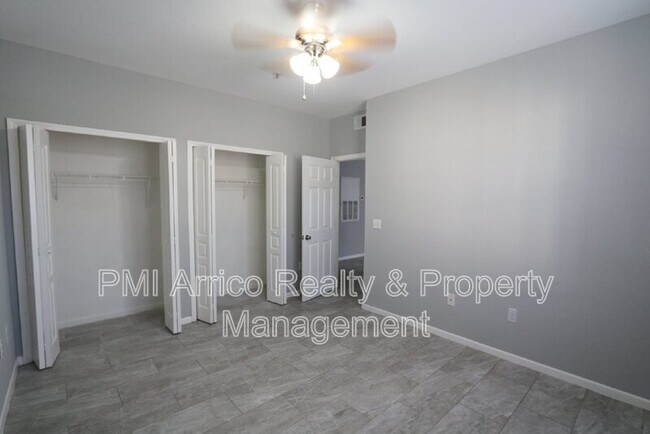 Building Photo - 17101 Carrington Park Dr