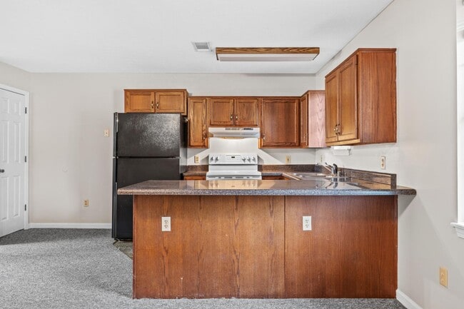 Building Photo - 199 S Brook St