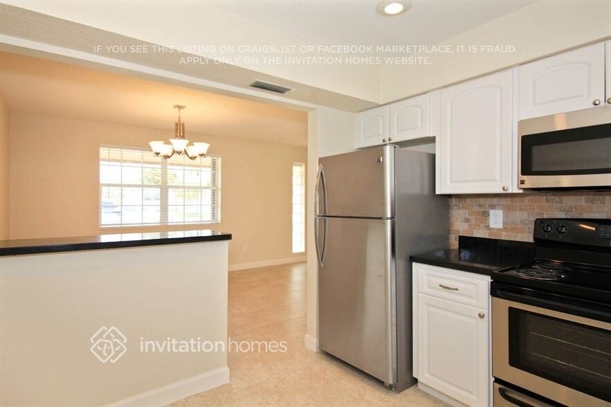 Building Photo - 8800 NW 11th St