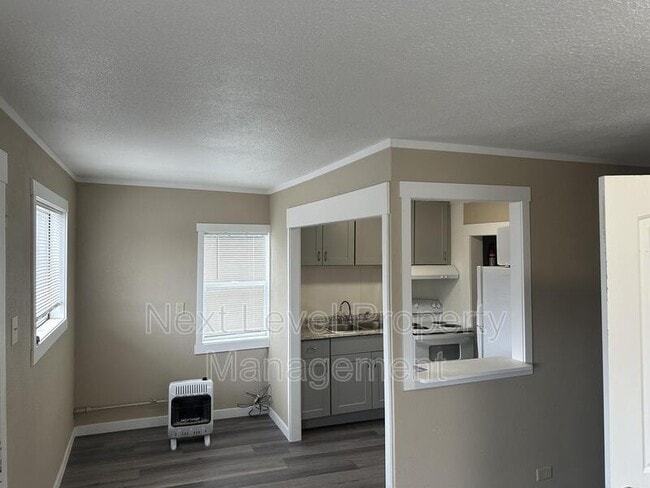 Building Photo - 1263 US-2