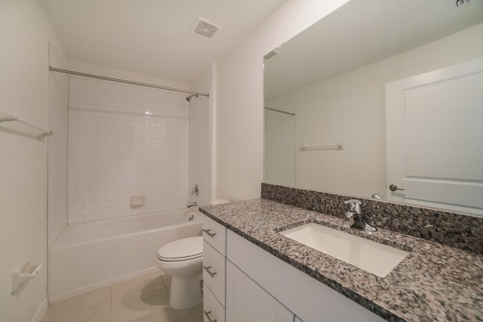 Building Photo - 4206 84th Ct E