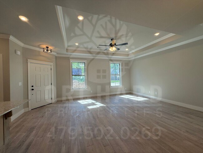 Building Photo - Single-Family Home- 3 Bed/ 2 Bath  Bella V...