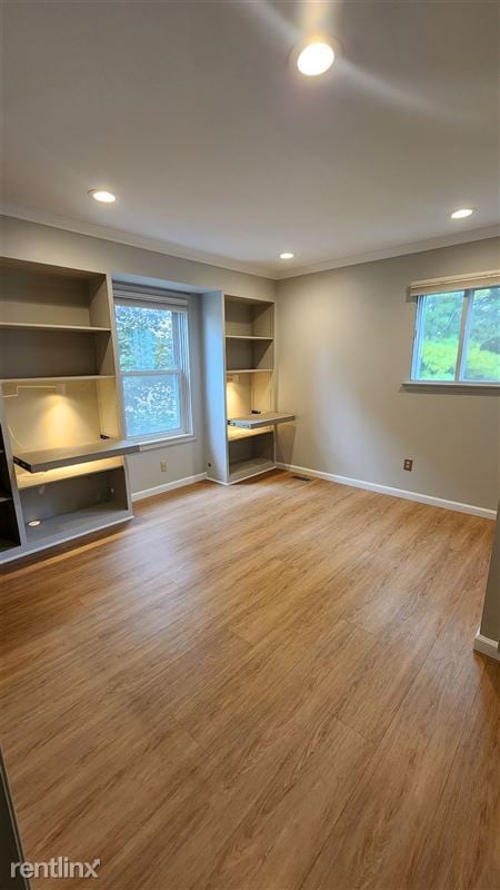 Building Photo - 3163 Burbank Dr