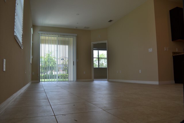Building Photo - 5380 Caramella Dr
