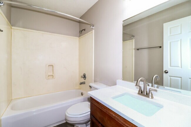 Building Photo - 6842 Theda Cove