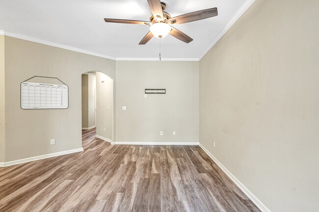 Building Photo - 310 Cedar Island Trail