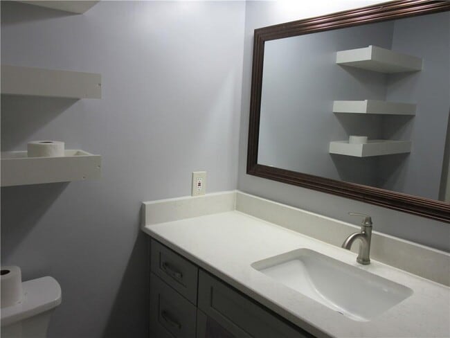 Building Photo - 2254 Post Oak Dr