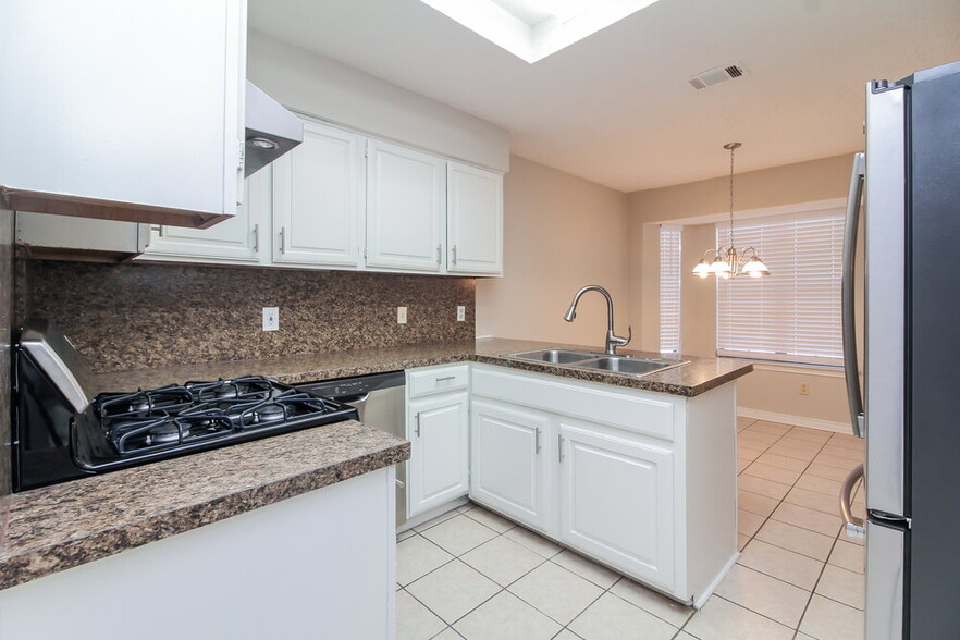 Building Photo - 429 Partridge Cir