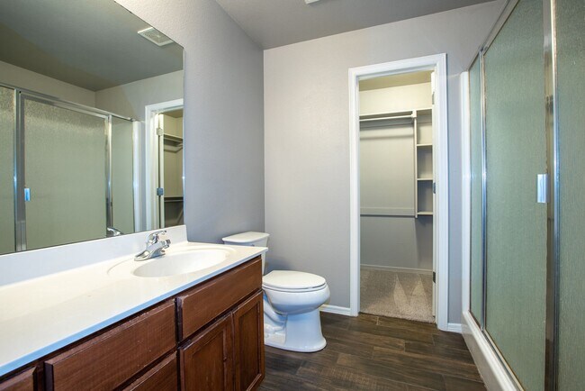 Building Photo - 3 Bed / 2 Bath in Owasso!