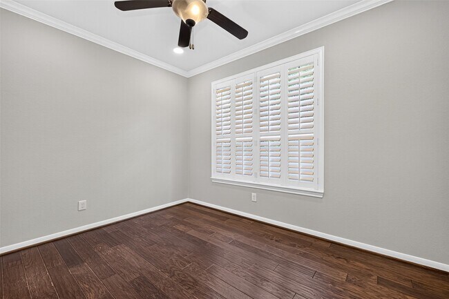 Building Photo - 50 Vershire Cir