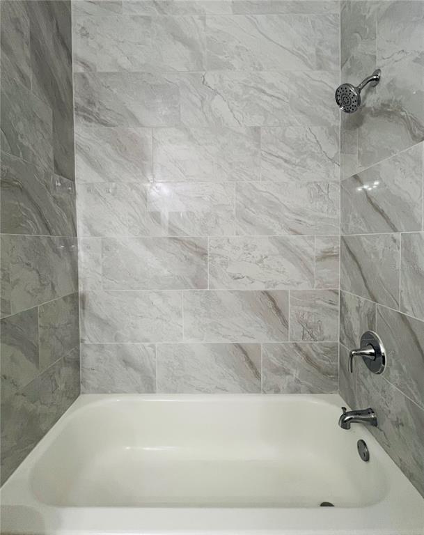 Building Photo - 17112 Carrington Park Dr