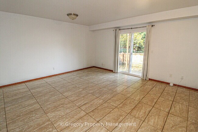 Building Photo - 14622 4th Ave W