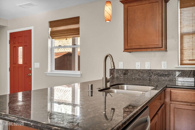 Building Photo - 58 Caliente St