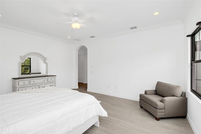 Building Photo - 8436 Via Vittoria Way