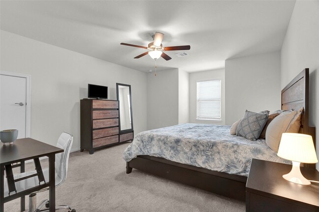 Building Photo - 12803 Fibrae Dr
