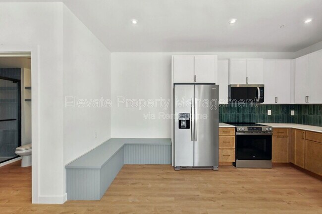 Building Photo - 1624 NW 17th St