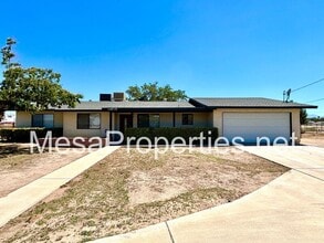 Building Photo - 15019 Spruce St
