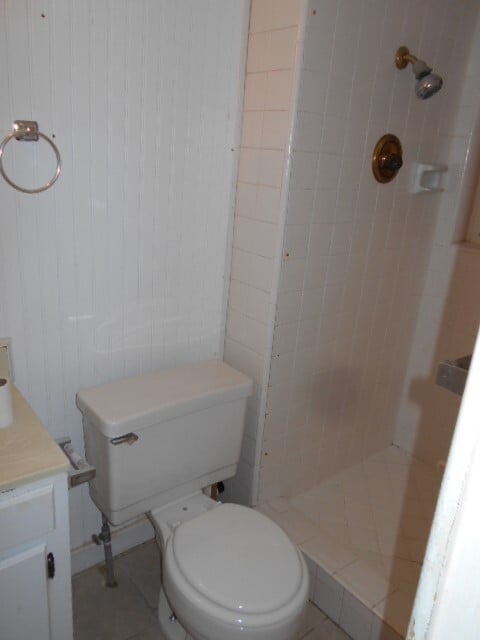 Building Photo - Cute 1 Bedroom House In Shasta Lake (Garage NOT Included)