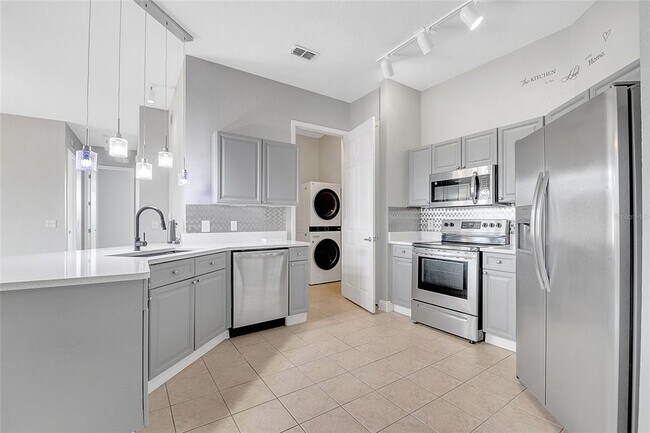 Building Photo - 617 Terrace Ridge Cir
