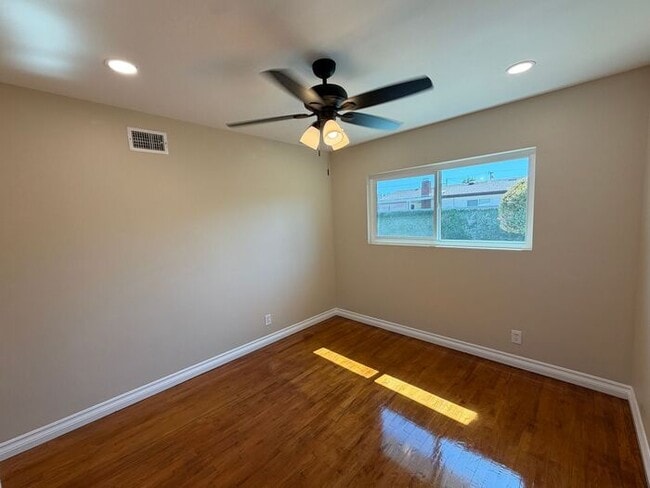 Building Photo - Beautiful 4-Bedroom Home in the Heart of Covina!