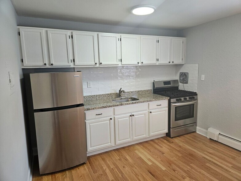 Interior Photo - Two Rivers at Matawan