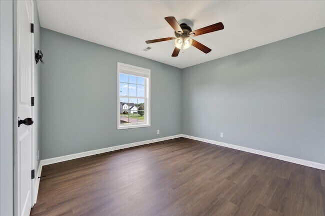 Building Photo - 3739 Tradewinds Terrace