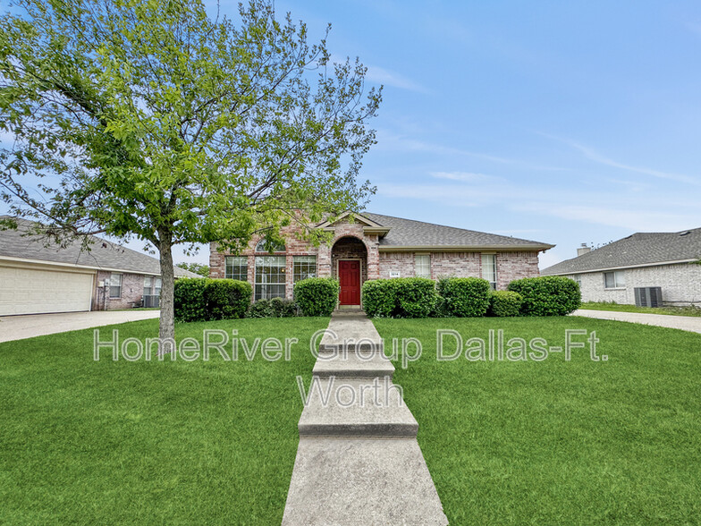Primary Photo - 3214 Creekside Dr