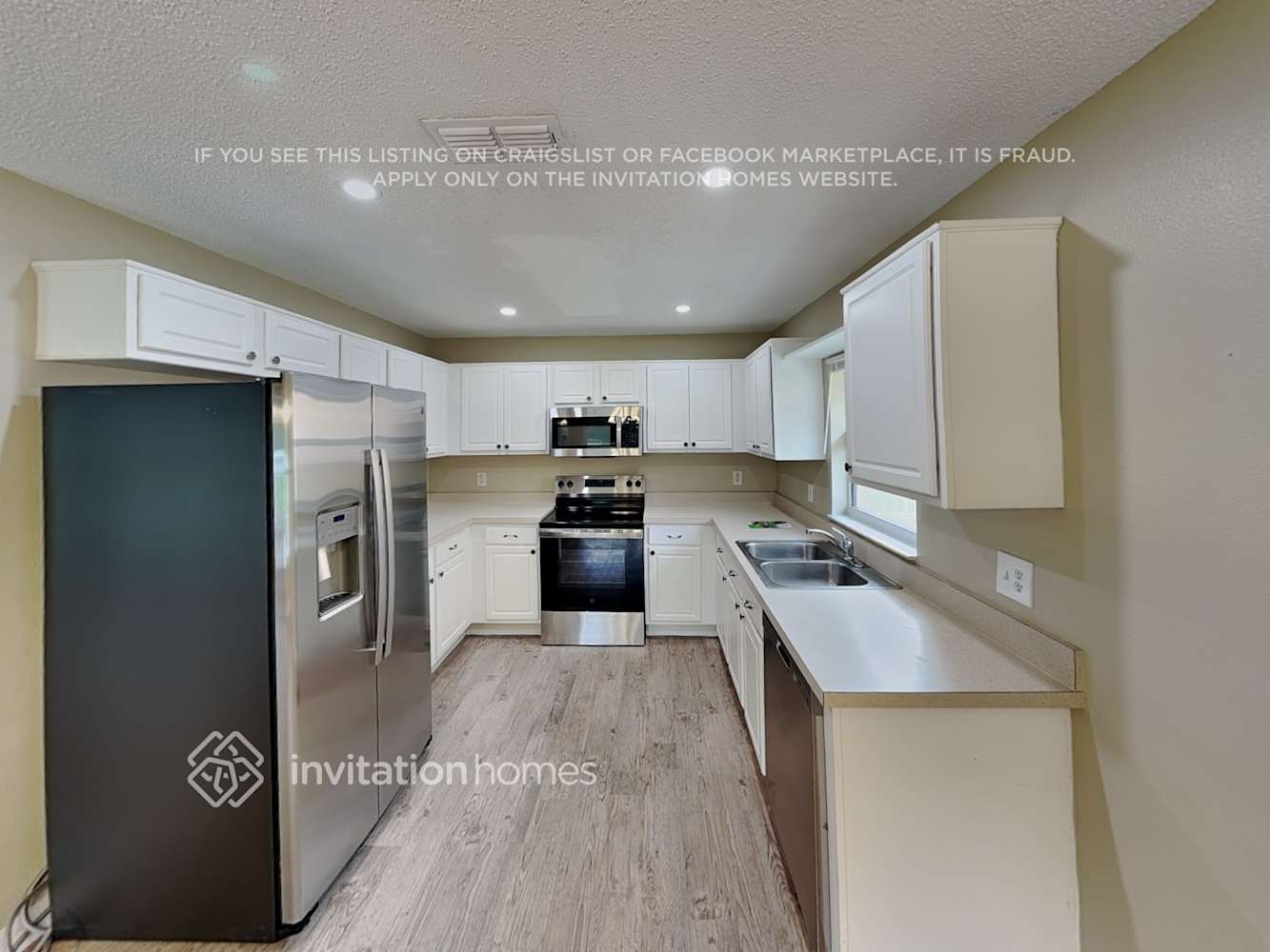 Building Photo - 340 Snook Way