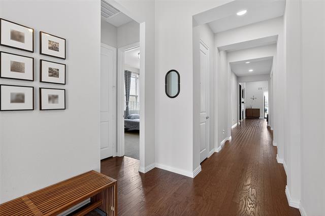 Building Photo - 8616 Bethpage Dr