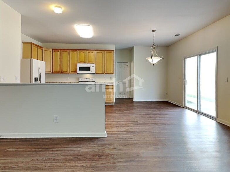 Building Photo - 1425 Youngs Mill Rd