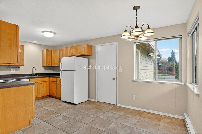 Building Photo - 1920 S Alpine St