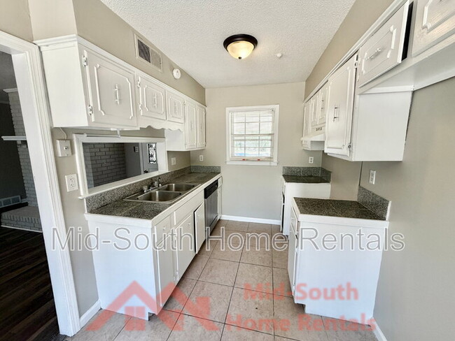 Building Photo - 3080 Argot Ave